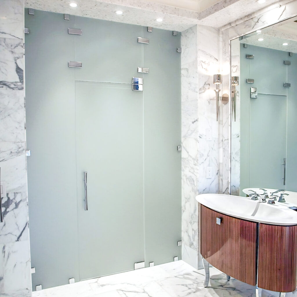 images_900_4-frosted-glass-shower-enclosure-transformed