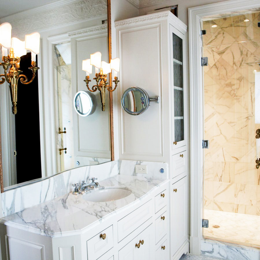 images_900_8-mirror-and-shower-door-2