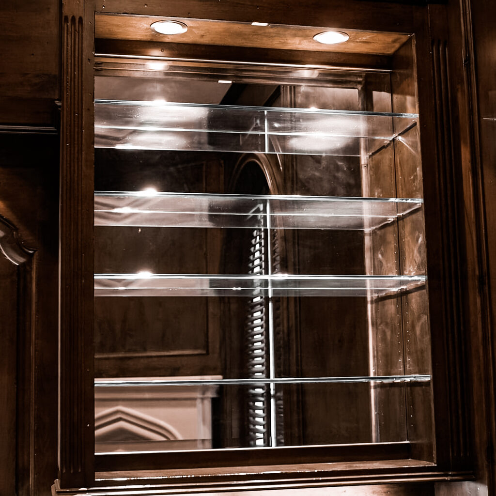 images_900_glass-shelving-transformed